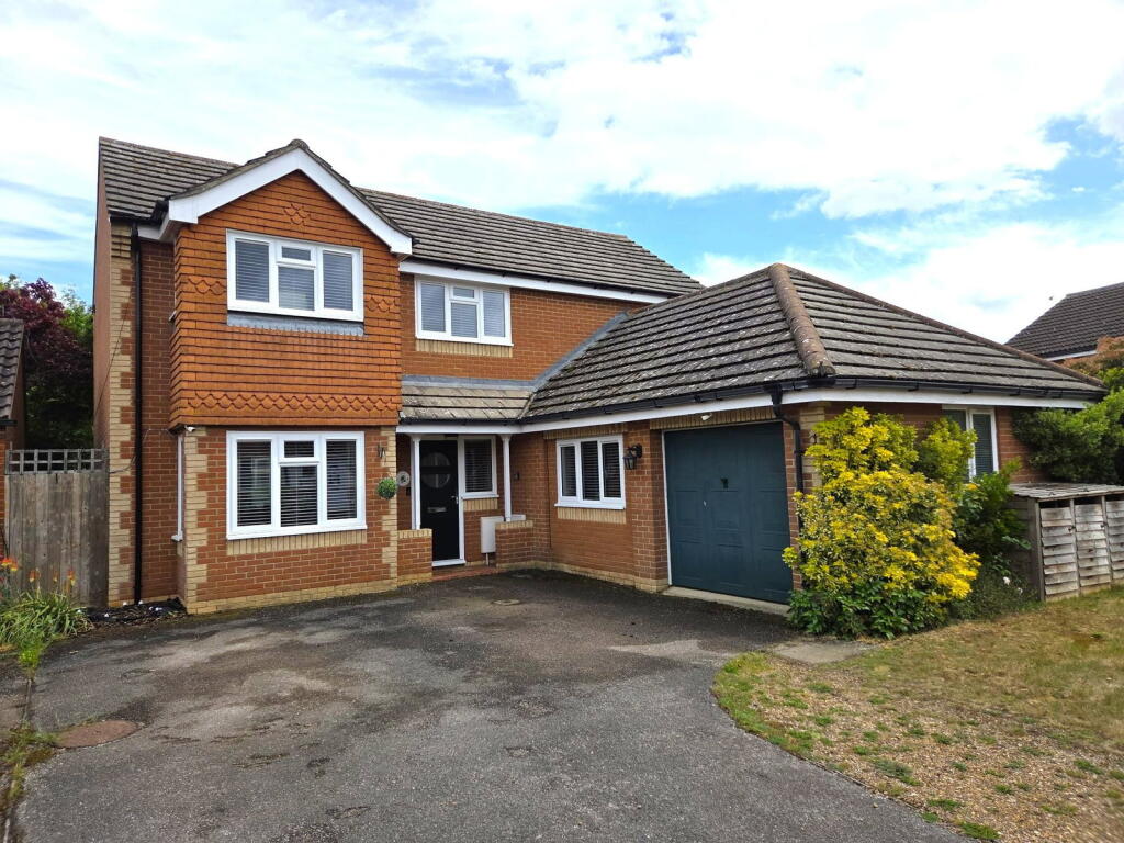 Main image of property: Chapel Field, Gamlingay SG19 3QP