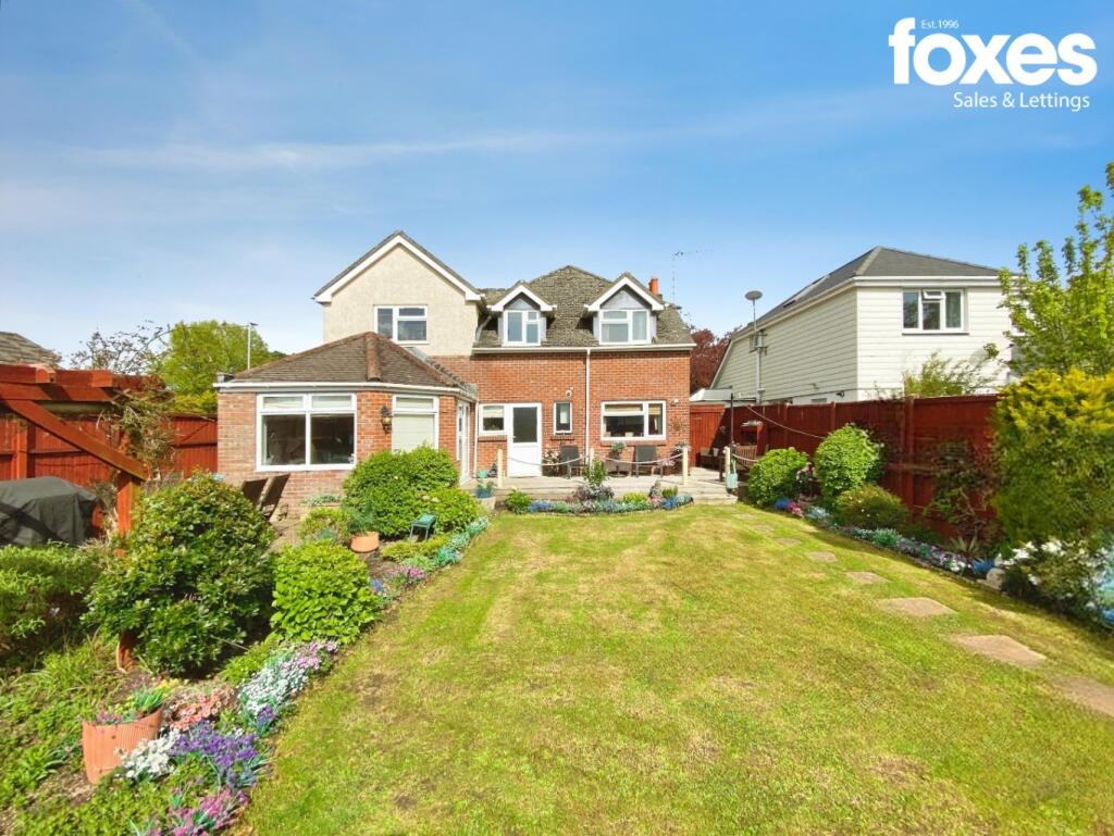 Main image of property: Springdale Road, Broadstone, Dorset, BH18 9BL