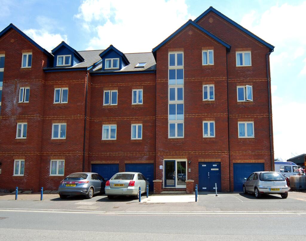 Main image of property: Havan Banks, Exeter