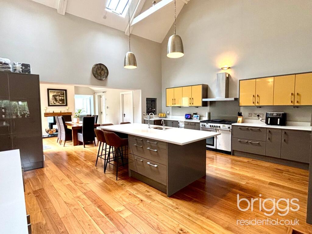 Church Street, Werrington, Peterborough, PE4 - View 3