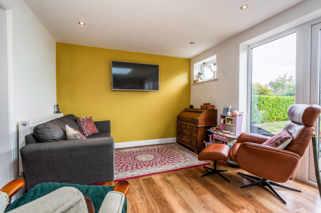 House in Worcester - More