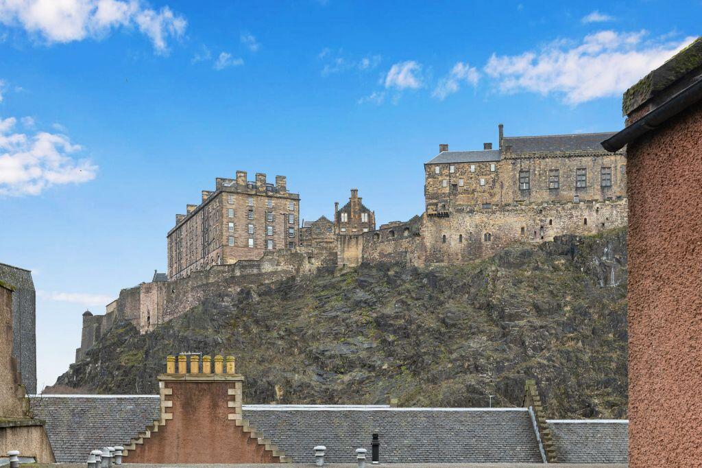 Apartment in Edinburgh, Lauriston, Tollcross - View 4