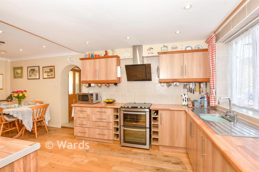 House in Tonbridge - View 4