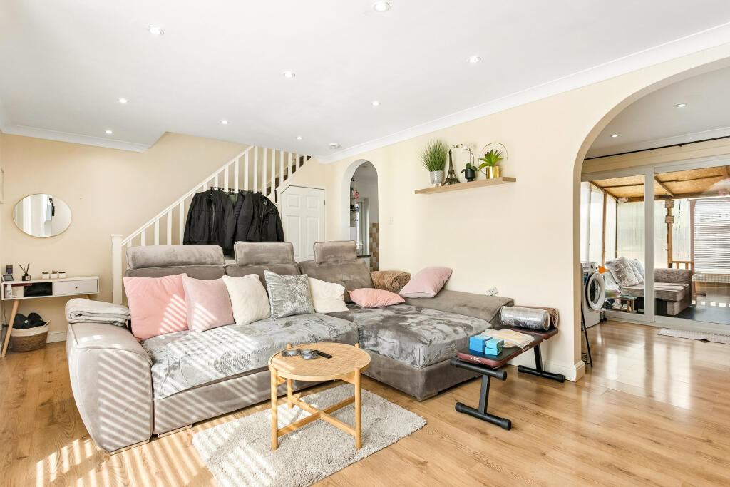 House in Ilford - View 4