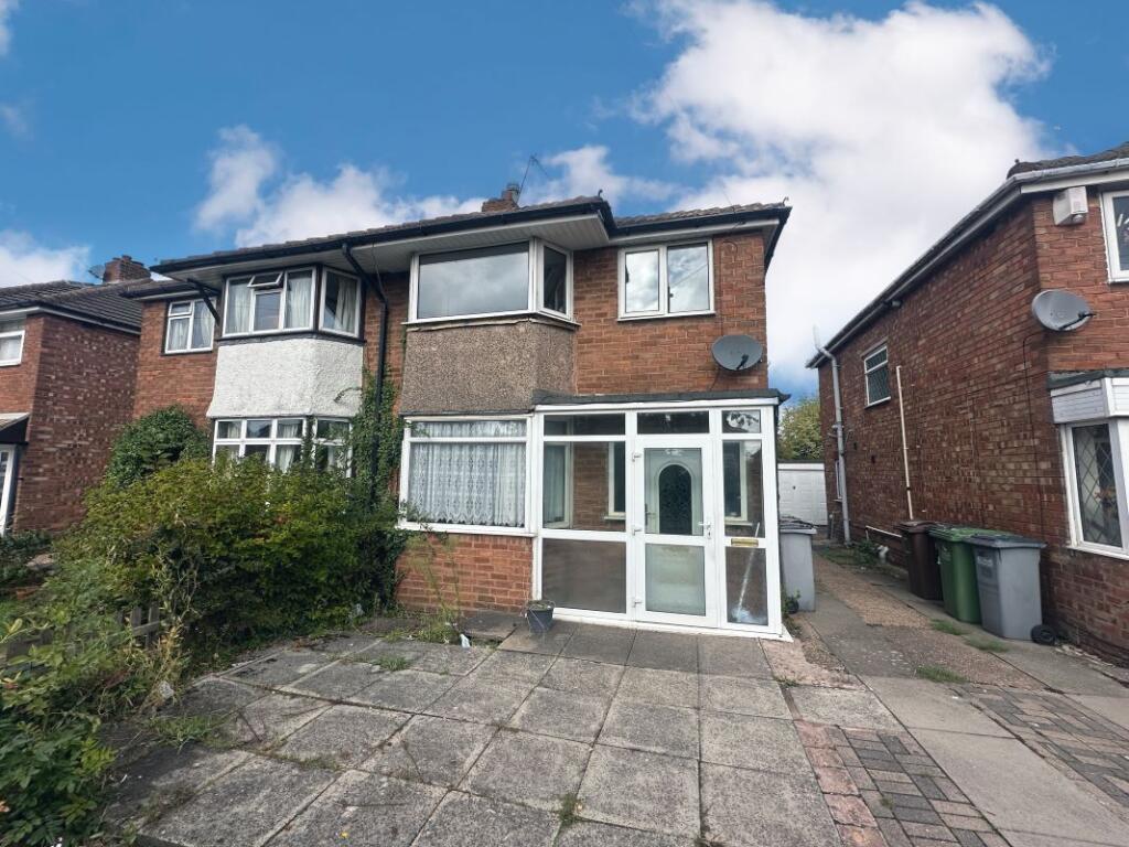 Main image of property: 284 Cooks Lane, Kingshurst, Birmingham, B37 6NE