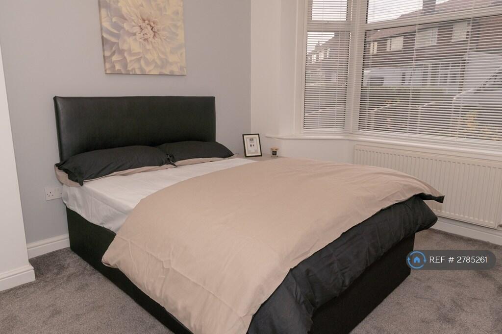 Main image of property: Ashwood Avenue, Denton, Manchester, M34