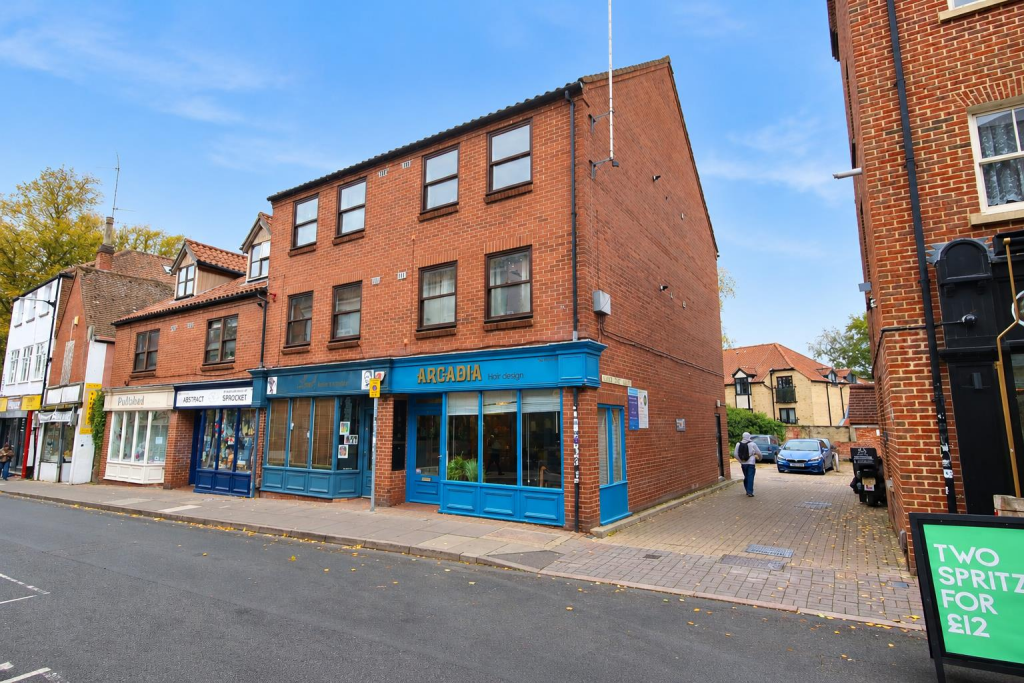 1-bed flat on Maude Gray Court, St. Benedicts Street, £150,000