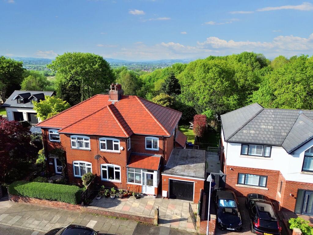 House in Bury, Chapel Field