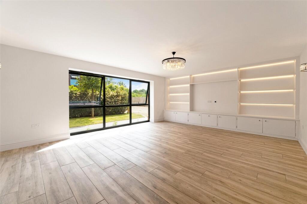 House in Reading - View 4