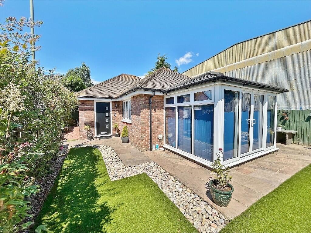 Kingsmead Avenue, Stubbington, Fareham photo 4