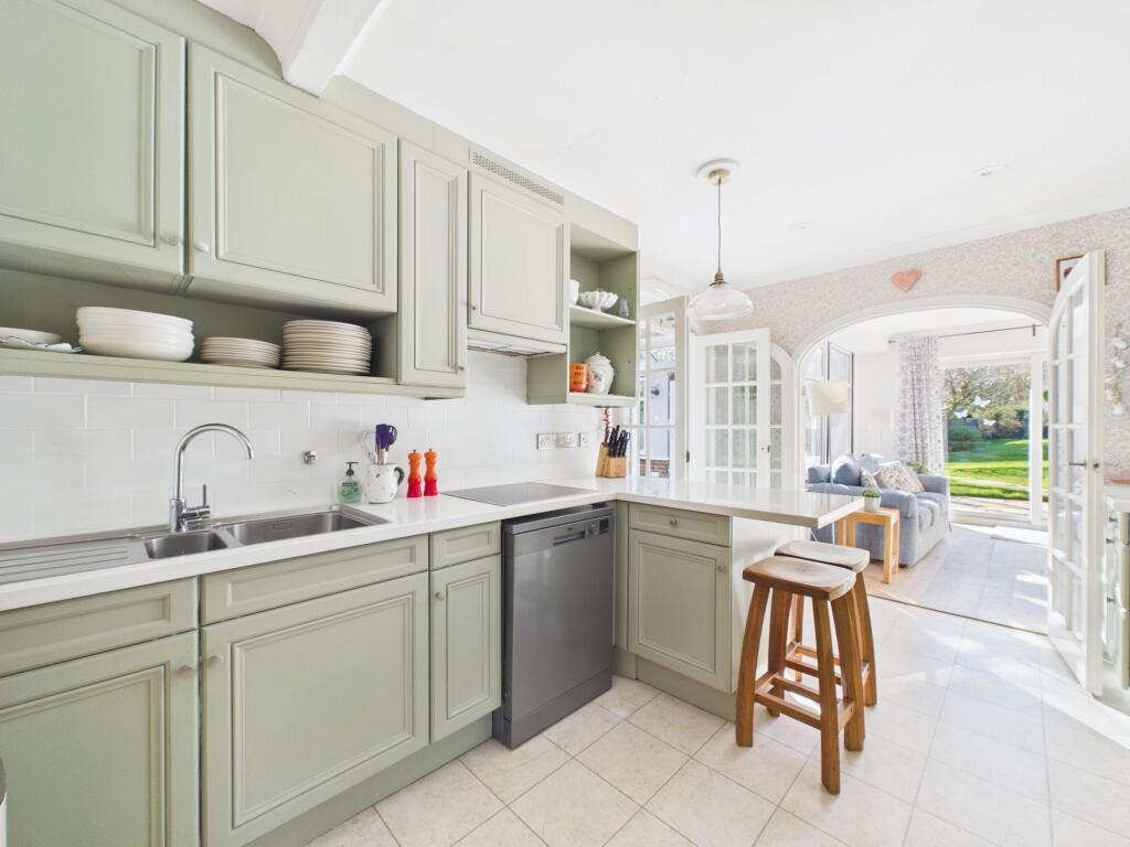 Hurst Lane, Sedlescombe, TN33 photo 4