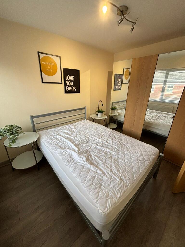 3 bedroom town house for rent