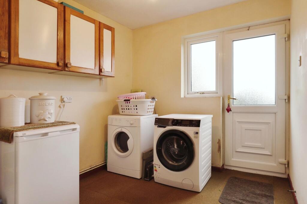 House in Connah's Quay, Kelsterton - More