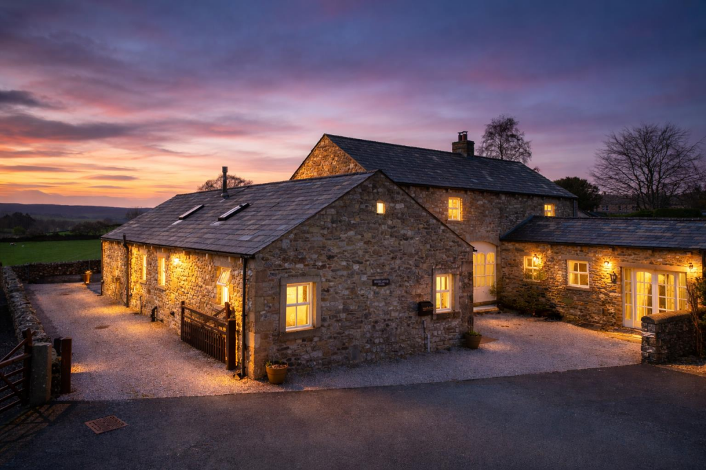Main image of property: Bridge House Barn, Austwick, Lancaster