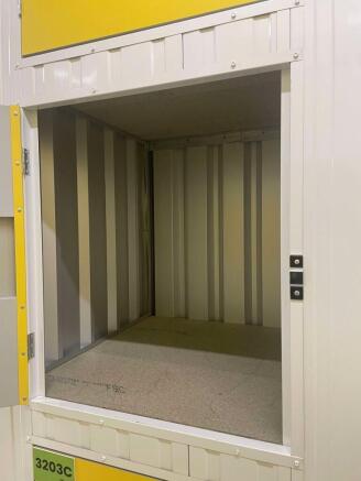 10sqft Locker