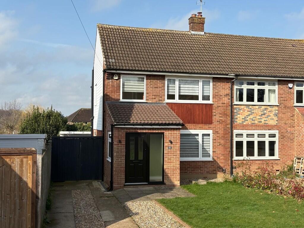 Main image of property: Seaman Close, St. Albans, Hertfordshire, AL2 2NX