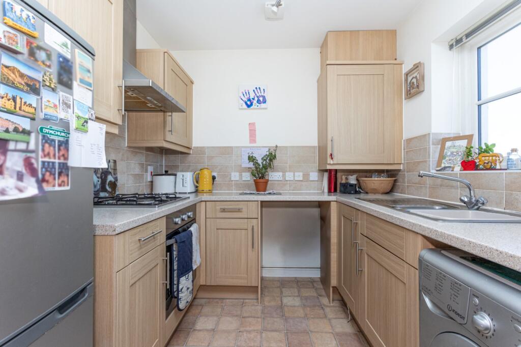 Apartment in Canterbury - View 2