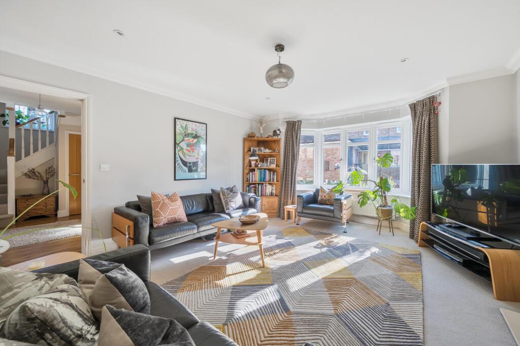 House in Tonbridge - View 3