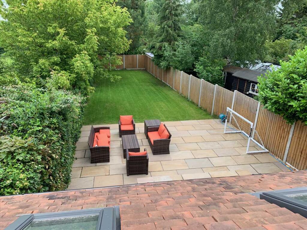 Stacey Avenue, Wolverton, Milton Keynes photo 2
