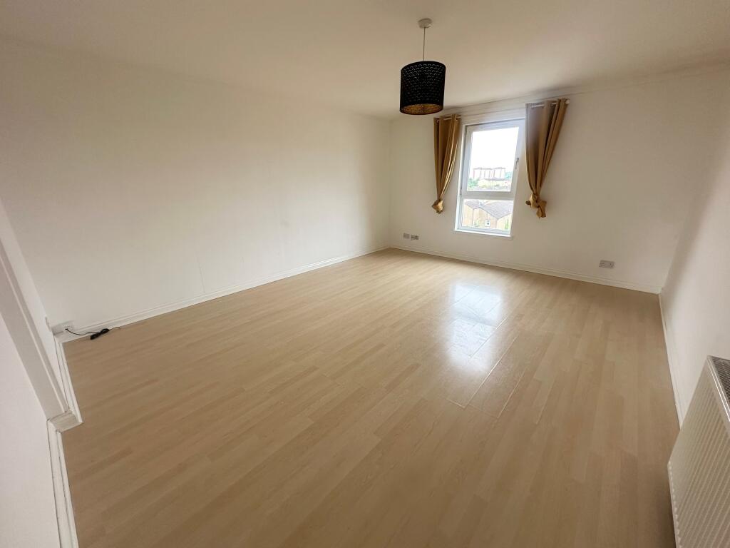 Apartment in Glasgow - View 2