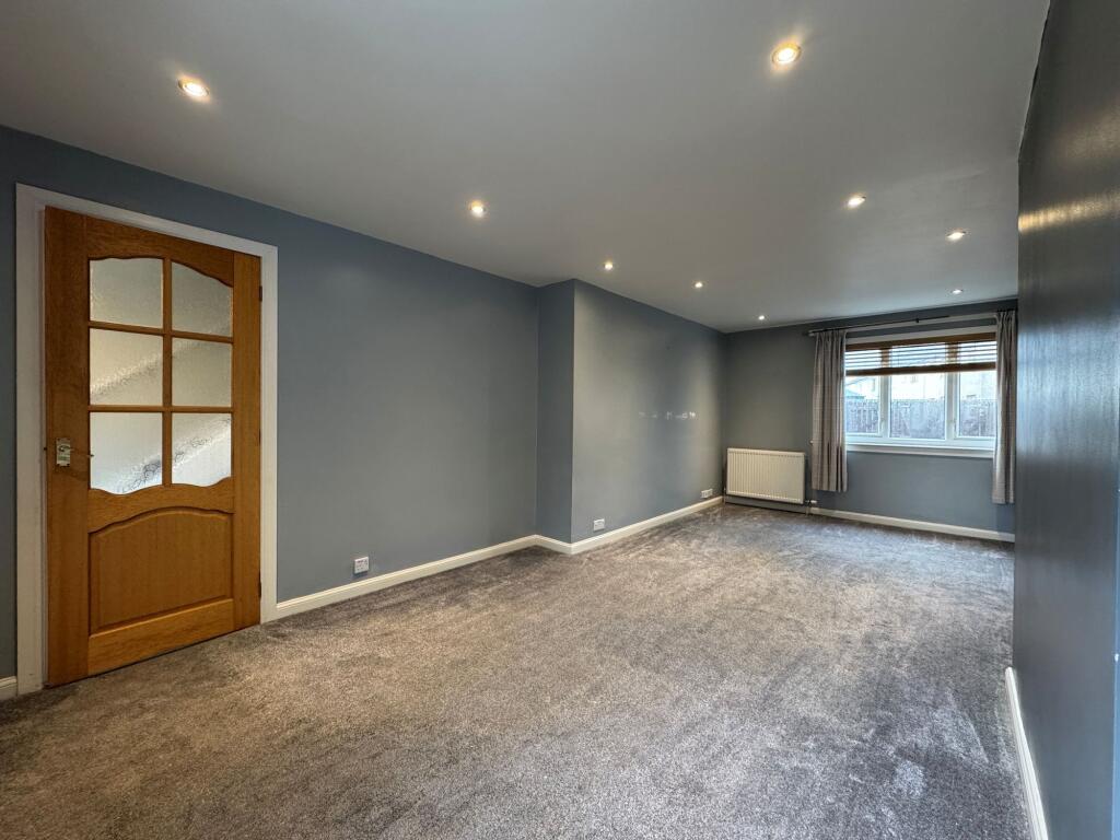 House in Kilmarnock, East Ayrshire - View 4