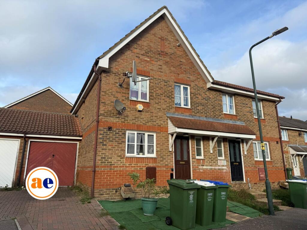 Main image of property: Arden Close, London ** 3D FLOORPLAN AVAILABLE **