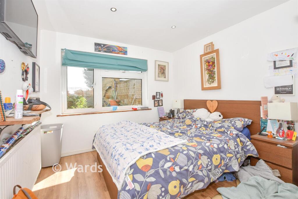 House in Maidstone, Kent - View 3