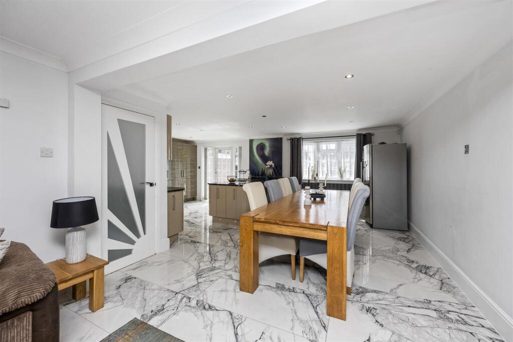 House in Worthing, West Sussex - View 5