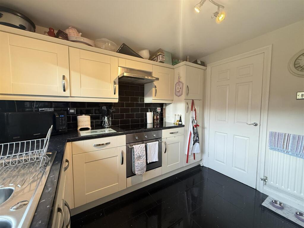The Houx, Stourbridge photo 3