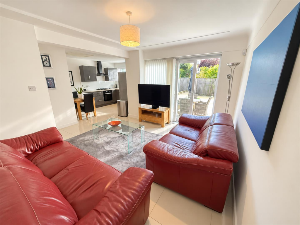 House in Thingwall, Landican - View 2