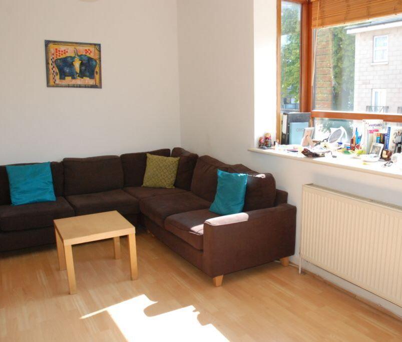 Apartment in Enfield - View 3