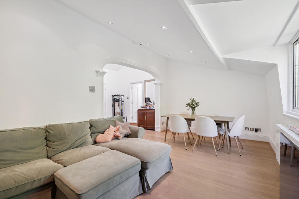 Main image of property: Sussex Gardens, London, W2