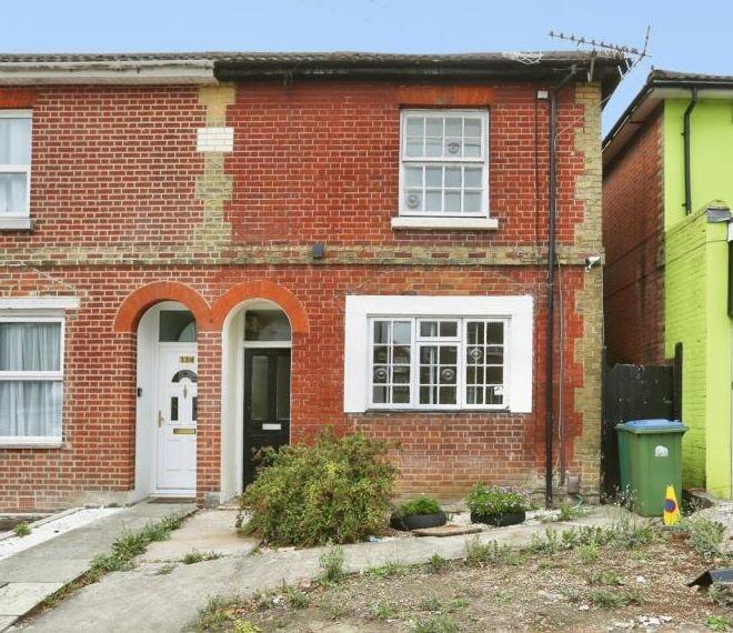 Main image of property: 116 Shirley Road, Southampton, Hampshire, SO15 3FD