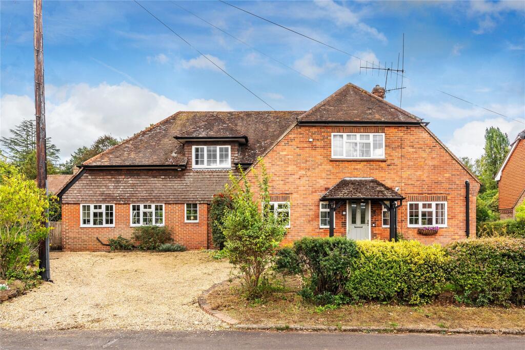Main image of property: Roseacre Gardens, Chilworth, Guildford, Surrey, GU4