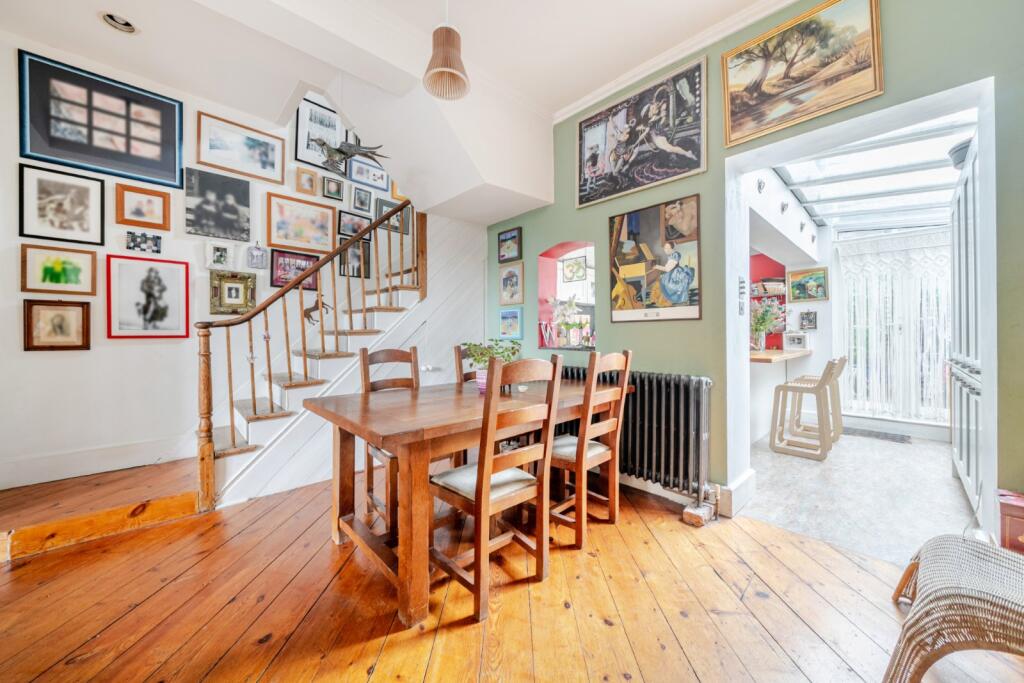Barnet Grove, Bethnal Green, London, E2 photo 3