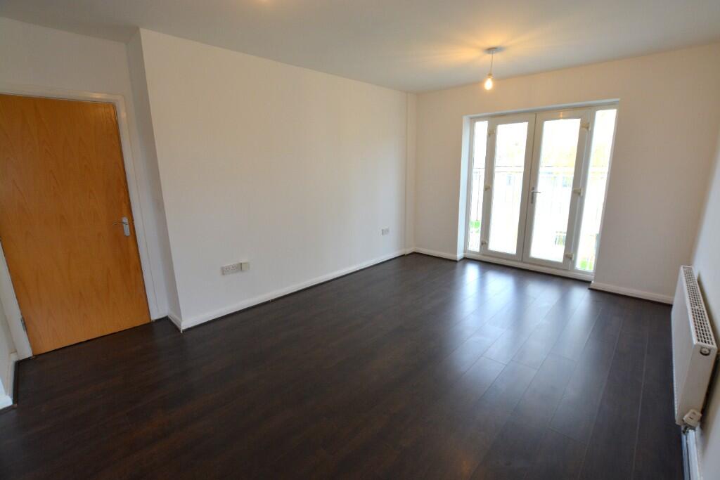 Wordsworth Road, Denton, M34, Manchester photo 2