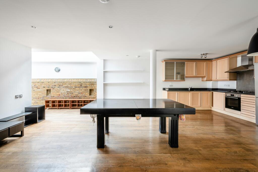Woodseer St 28 F3 - 23.jpg