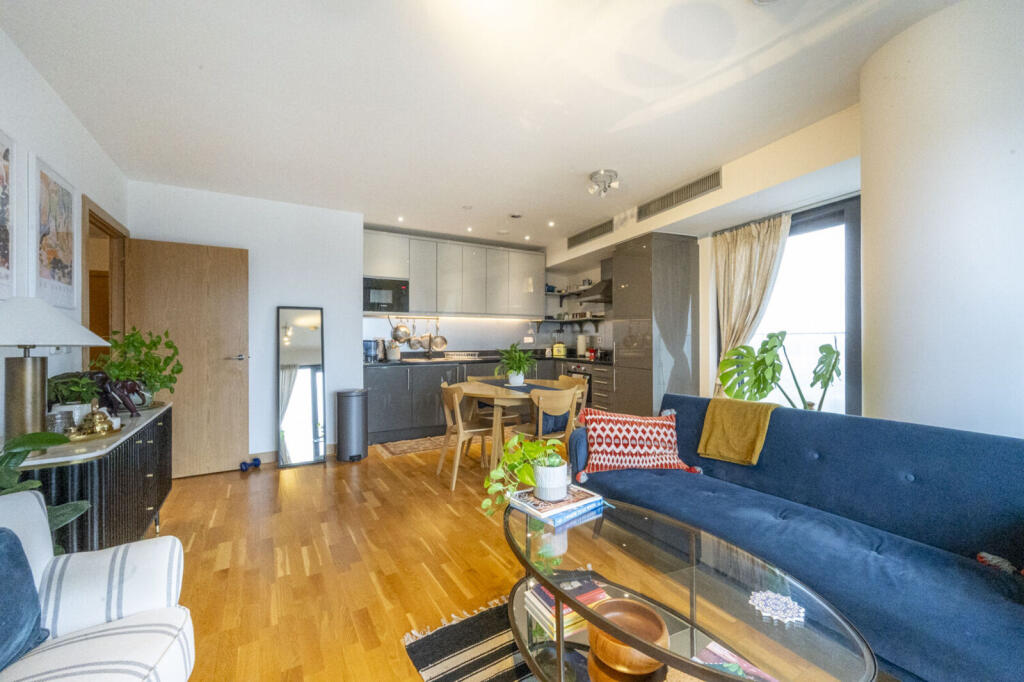 2-bed flat on River Heights, 90 High Street, Stratford, London, E15, £500,000