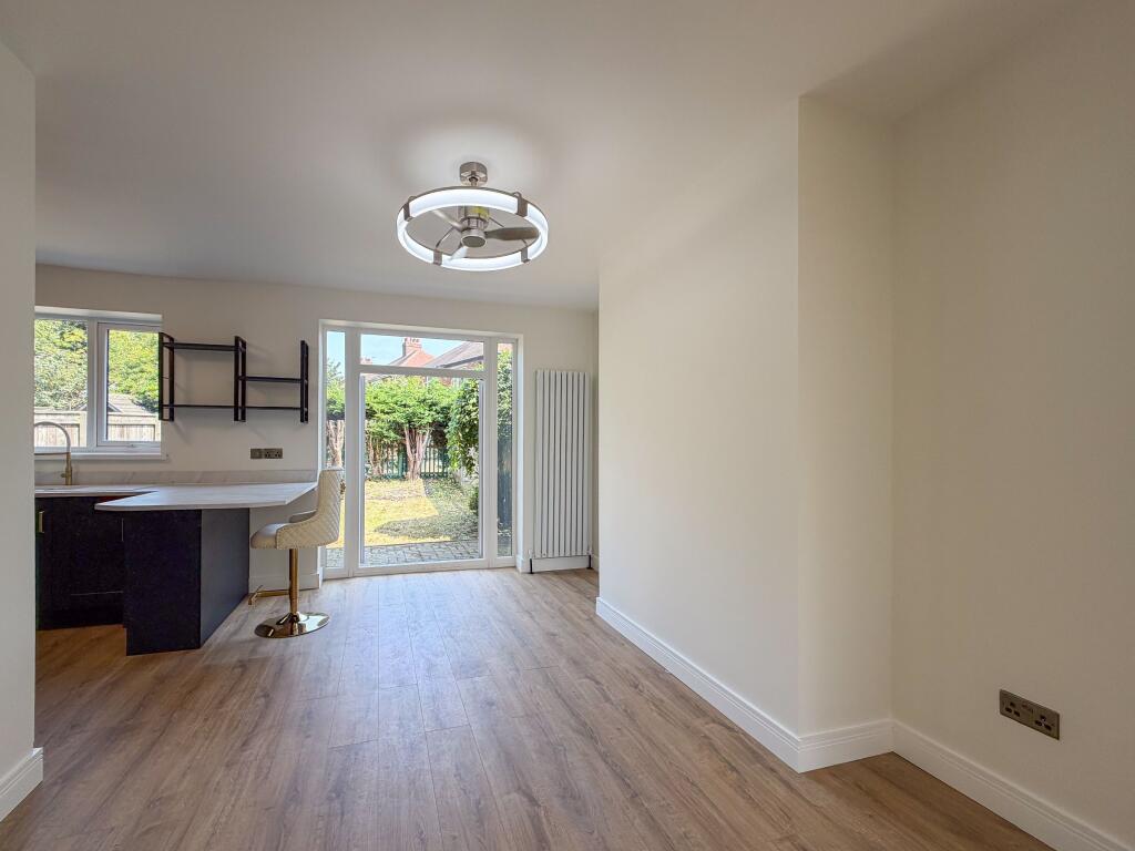 House in Newcastle Upon Tyne, Cowgate, Fenham - More