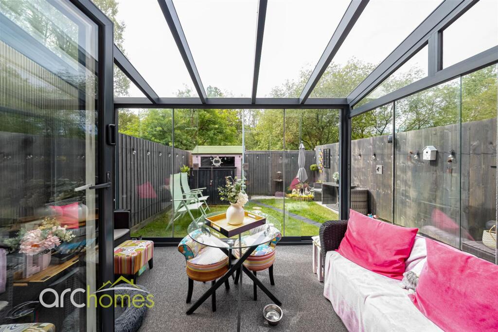 House in Wigan, Greater Manchester - More