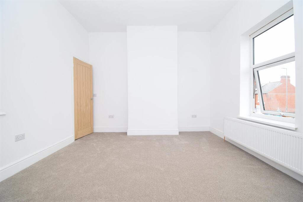 Main image of property: Leeds Road, Wakefield, WF1 2JH