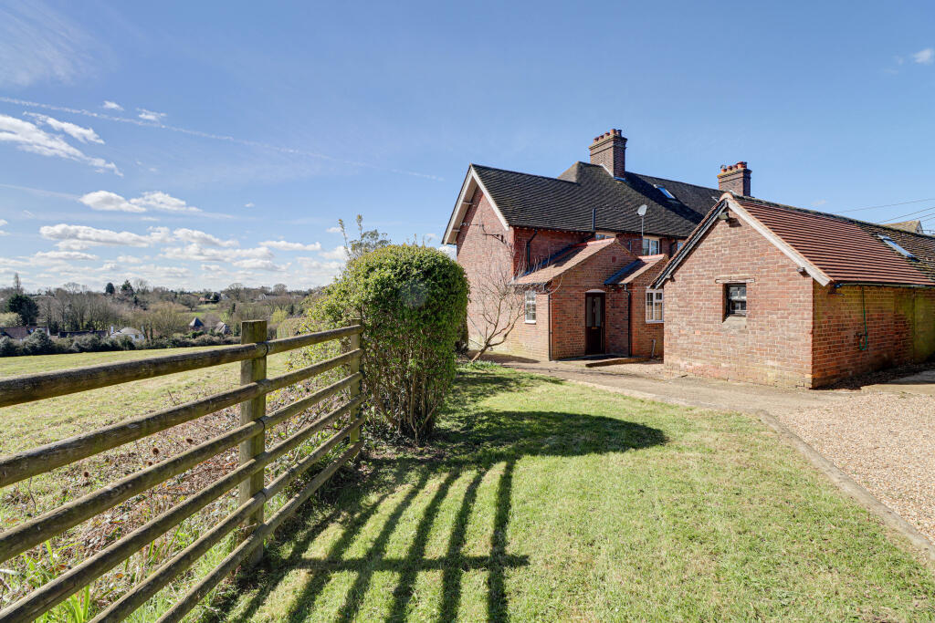 Additional image 13 of New Fiddlers Hill, Harpenden, AL5