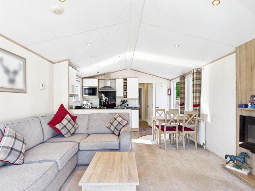 House in Babergh, East Bergholt - View 4