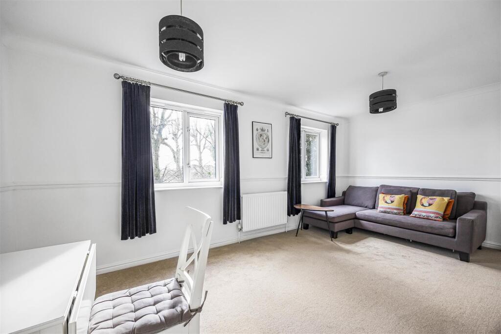 Coley Avenue, Reading photo 3
