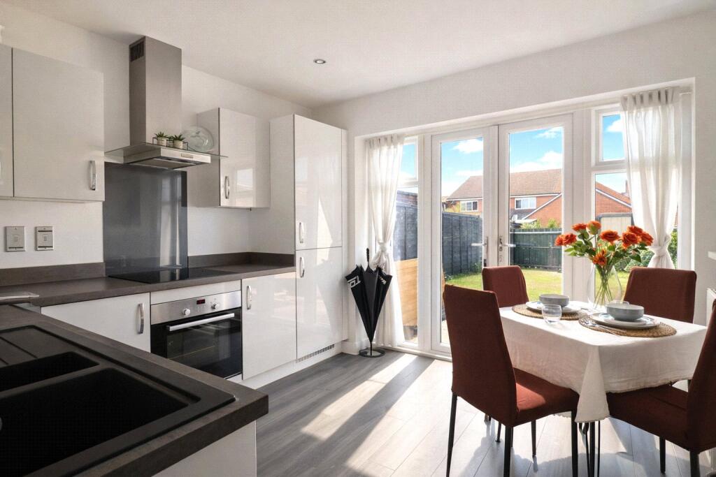 House in Northampton, Boughton - View 4