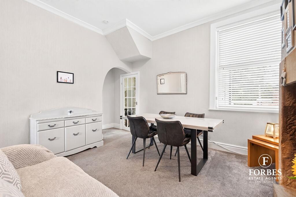 House in South Ribble, Coupe Green - View 3
