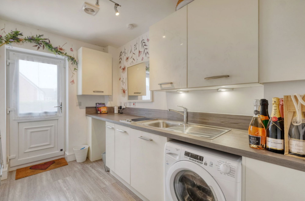 Additional image 6 of Arrow Drive, Cofton Hackett, B45