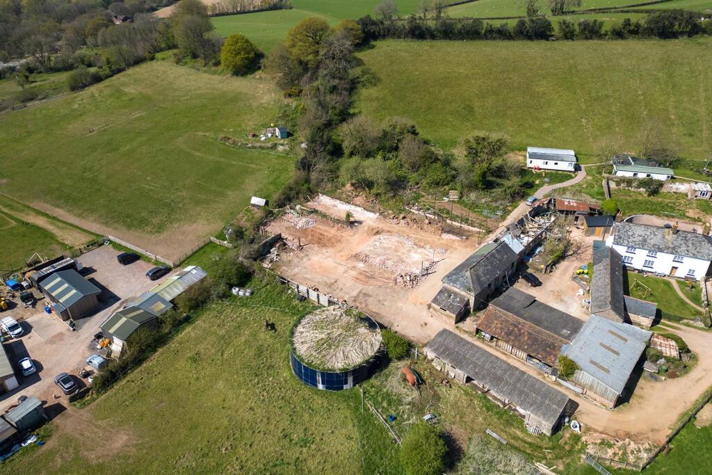 Kentisbeare, Cullompton - More