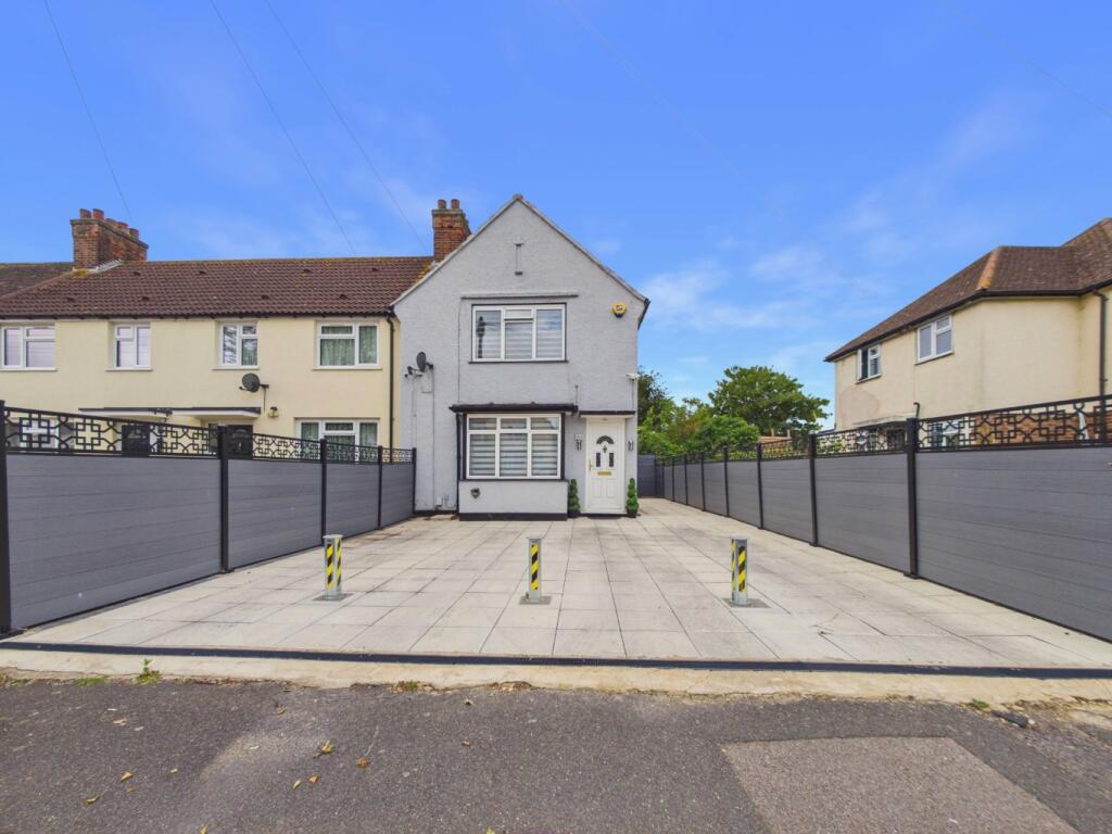 Main image of property: Ingrebourne Road, Rainham, Greater London, RM13