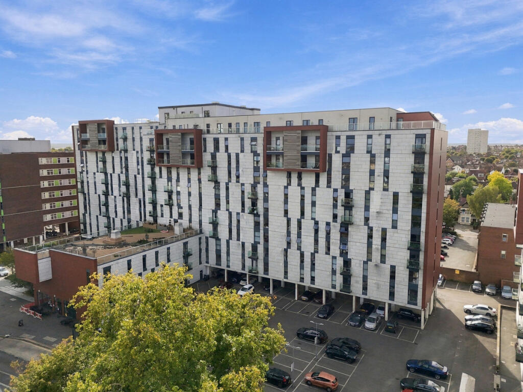 Apartment in Southend-on-Sea, Essex